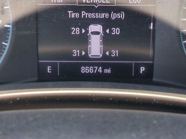 Used 2018 Chevrolet Equinox LT FWD image 32