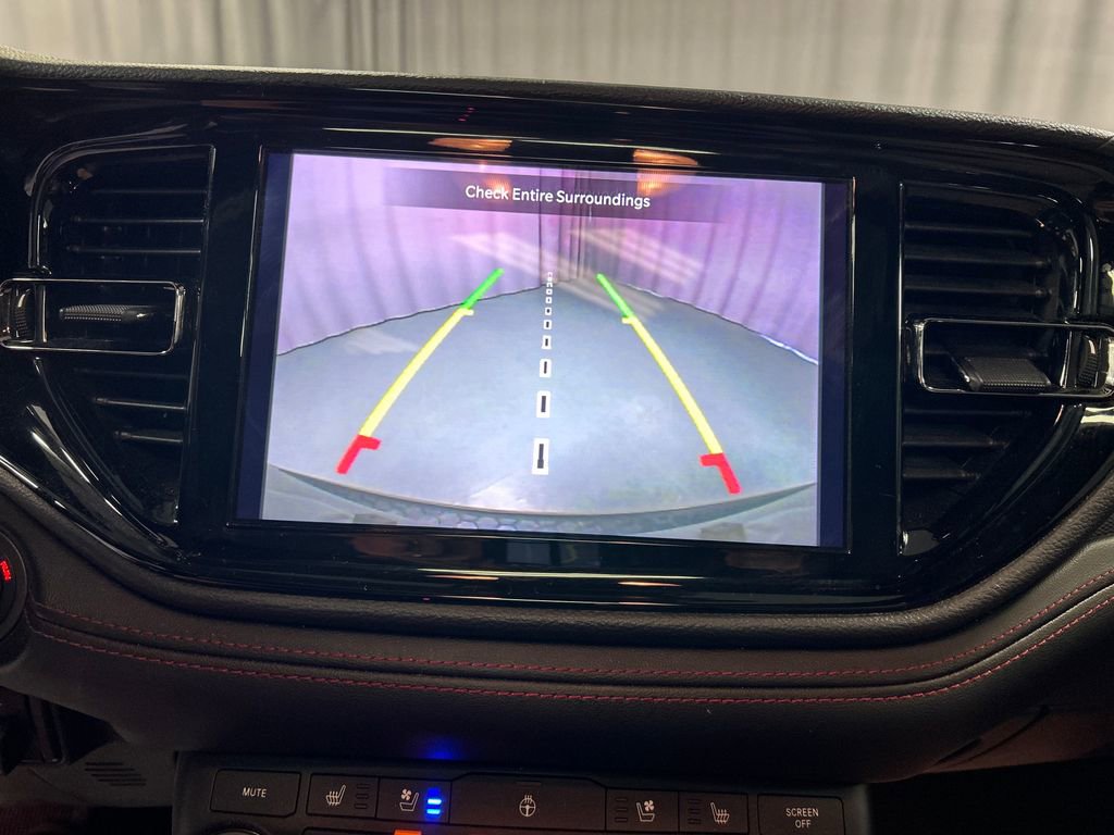 Used 2024 Dodge Durango GT image 18