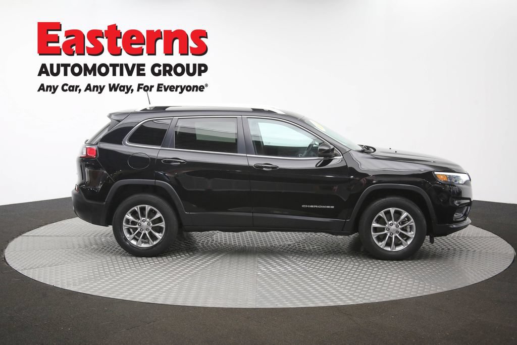 Used 2021 Jeep Cherokee Latitude Plus AWD/4WD image 47