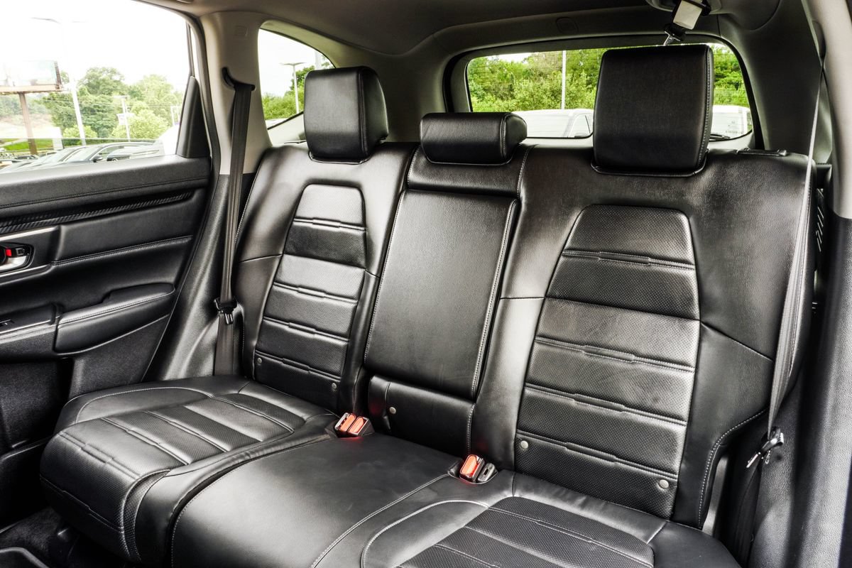 Used 2020 Honda CR-V Touring image 37