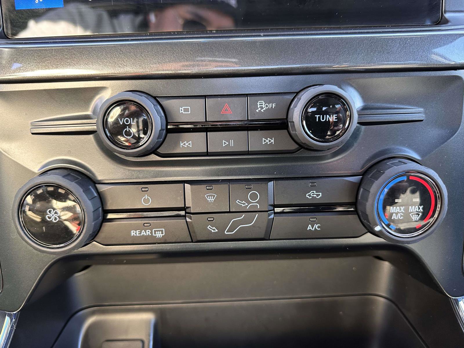 Used 2025 Ford F150 STX w/ Equipment Group 200A image 24