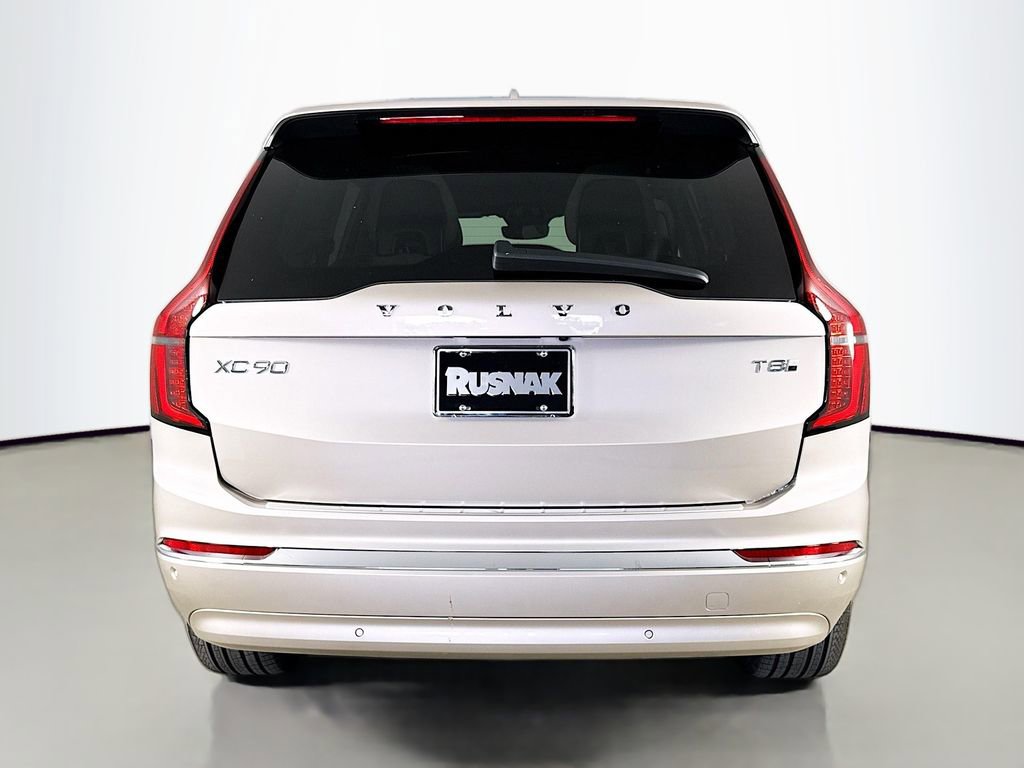 New 2026 Volvo XC90 T8 Plus w/ Protection Package Premier image 6