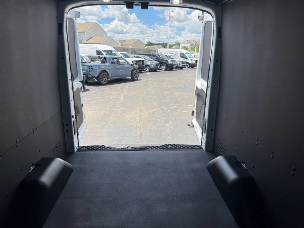 New 2026 Ford Transit 250 148 Medium Roof Extended AWD w/ Load Area Protection Package image 43