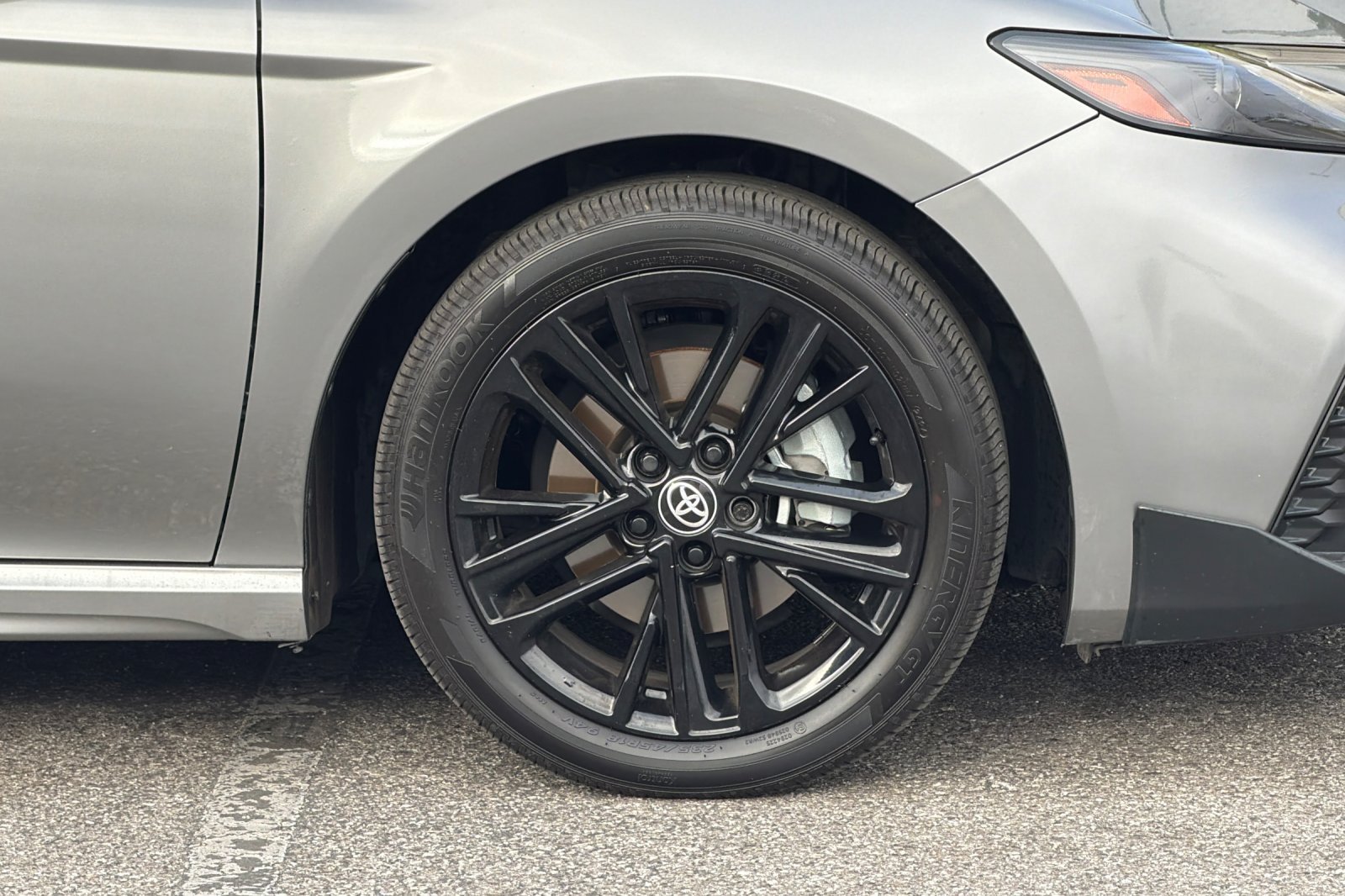 Used 2025 Toyota Camry SE w/ Convenience Package FWD image 38