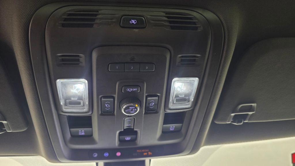 Used 2021 GMC Yukon Denali w/ Denali Ultimate Package image 31