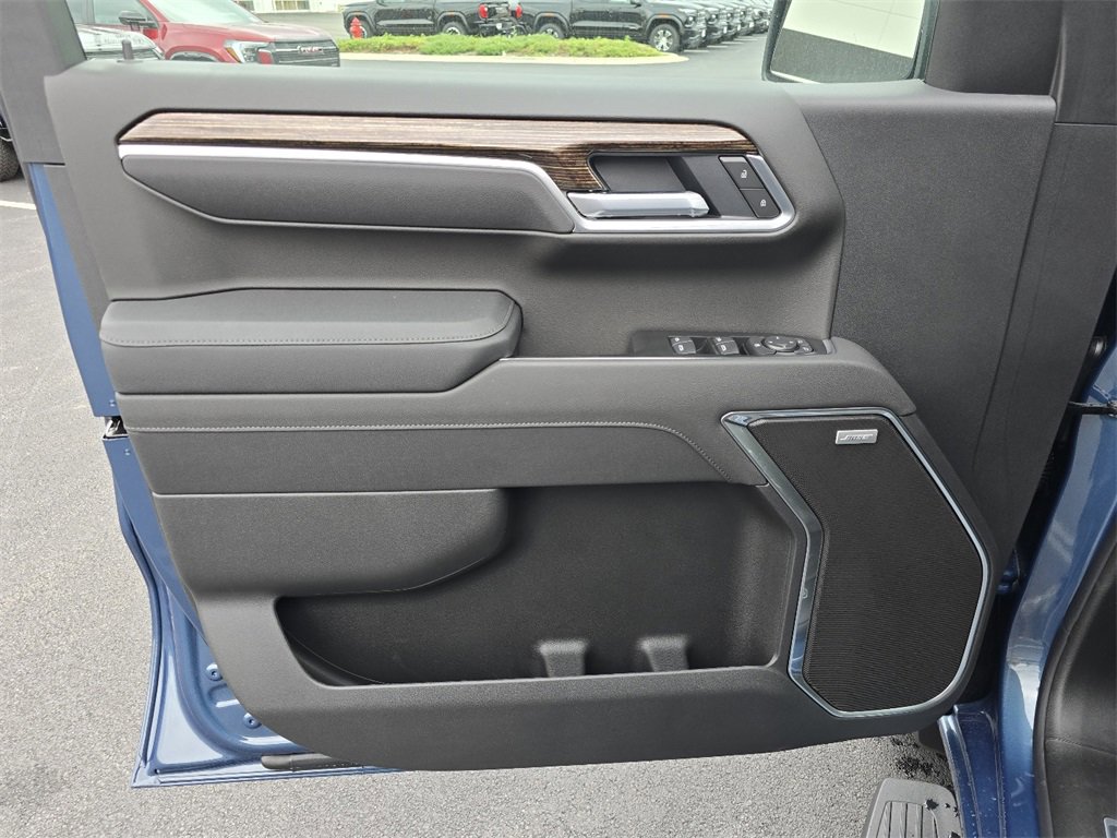 New 2026 GMC Sierra 1500 Elevation w/ Elevation Premium Package image 11