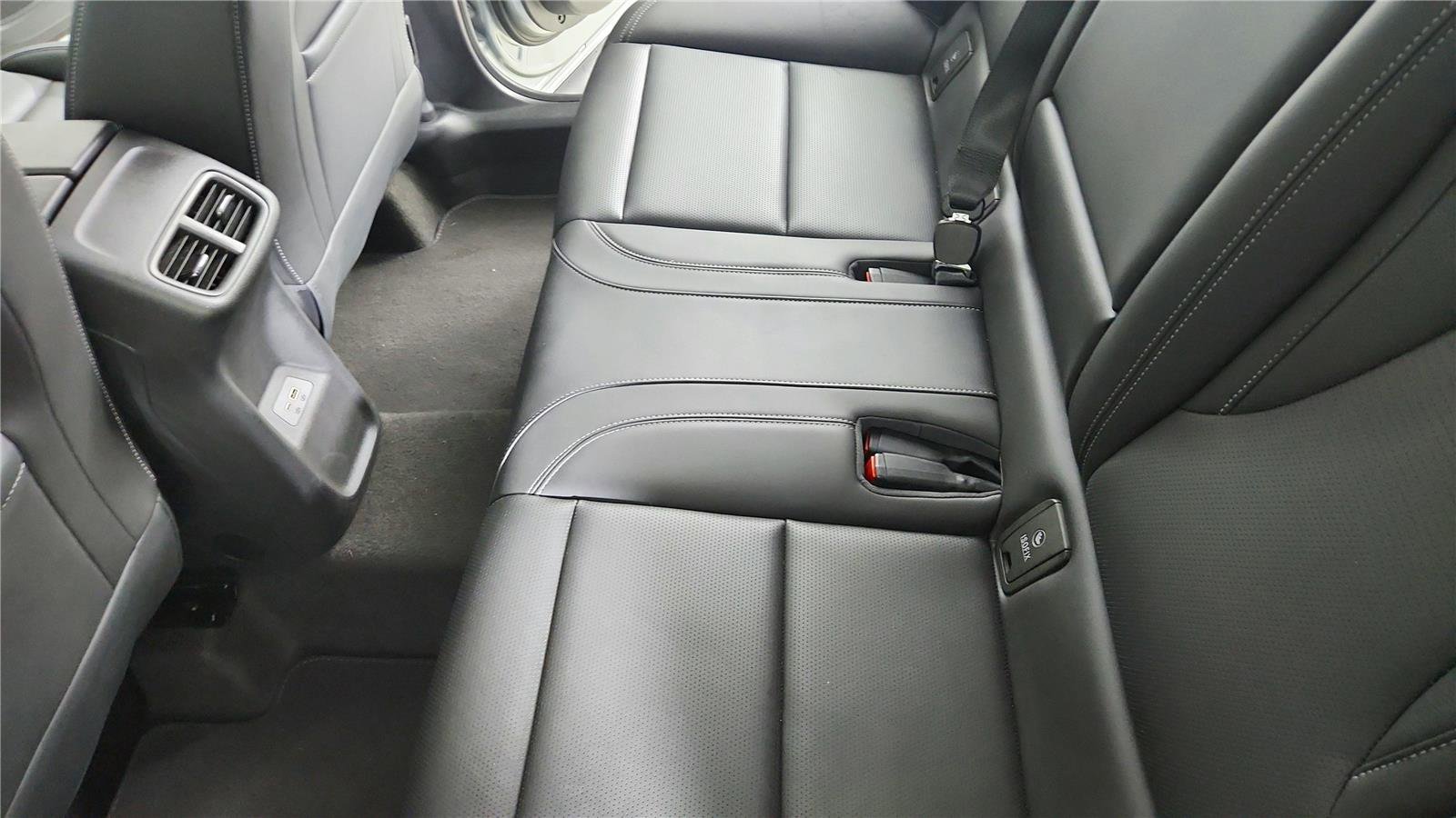 Used 2025 Buick Envision Preferred image 17