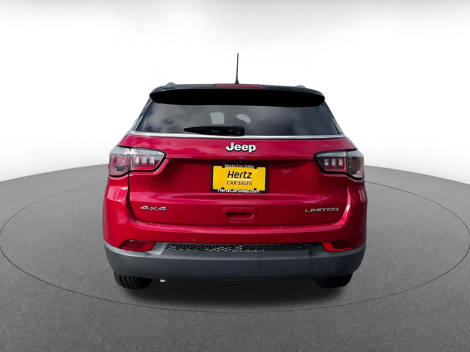 Used 2025 Jeep Compass Limited AWD/4WD image 12