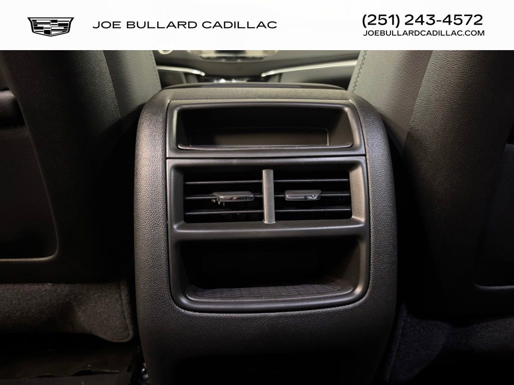 New 2025 Cadillac XT5 Luxury image 19