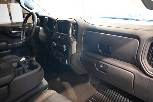 Used 2024 Chevrolet Silverado 1500 Custom AWD/4WD image 16