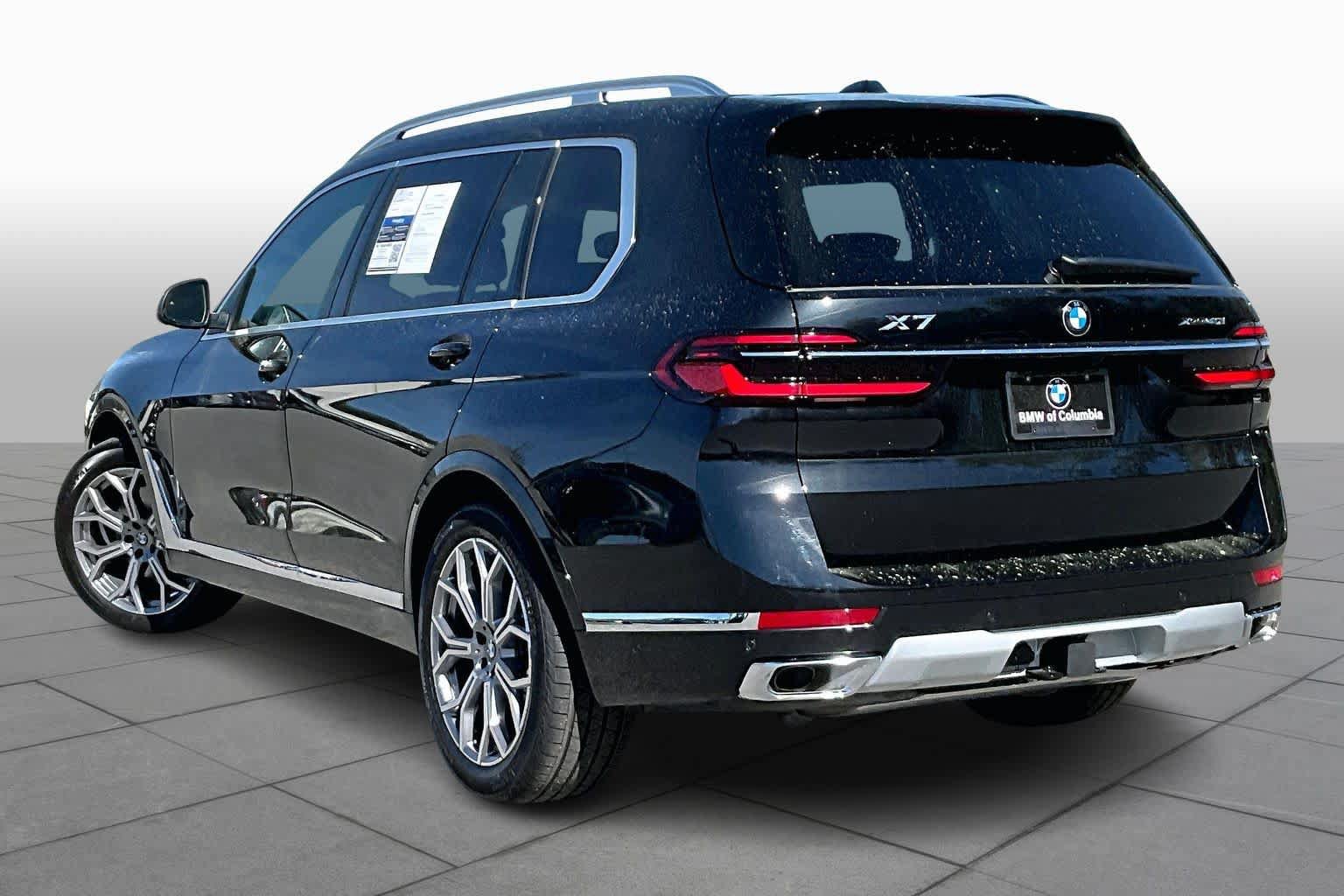 Used 2026 BMW X7 xDrive40i AWD/4WD image 11