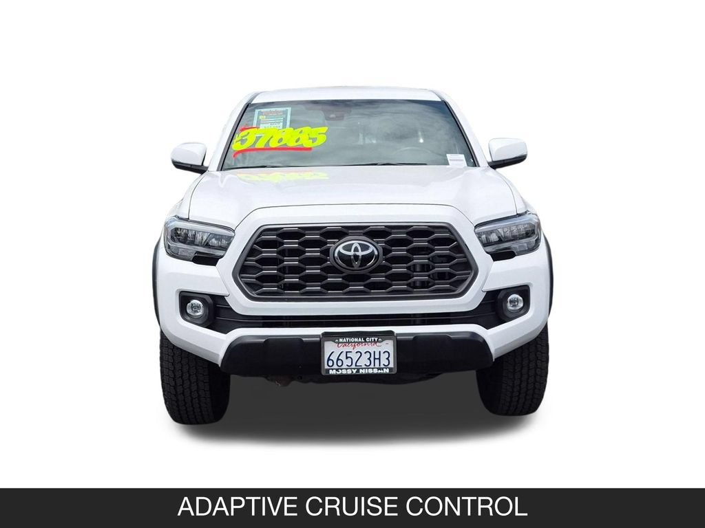 Used 2021 Toyota Tacoma TRD Off-Road w/ Technology Package AWD/4WD image 4