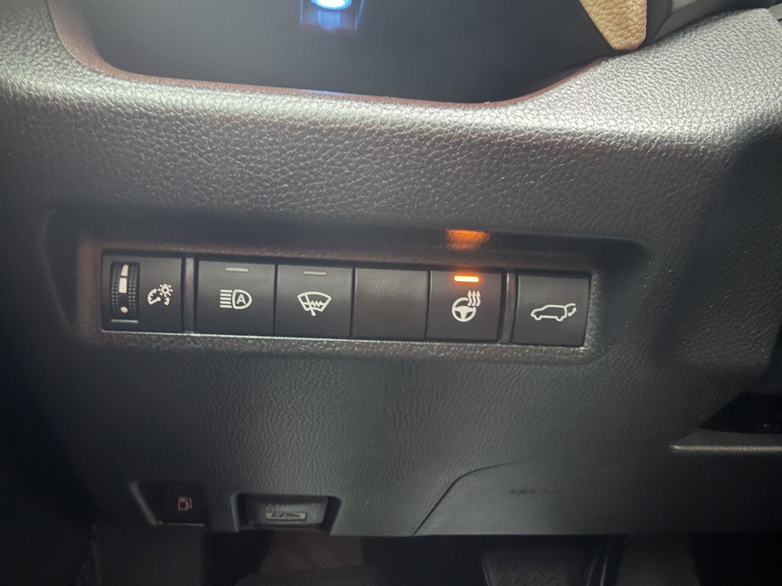 Used 2021 Toyota RAV4 Limited w/ Limited Grade Weather Package image 23