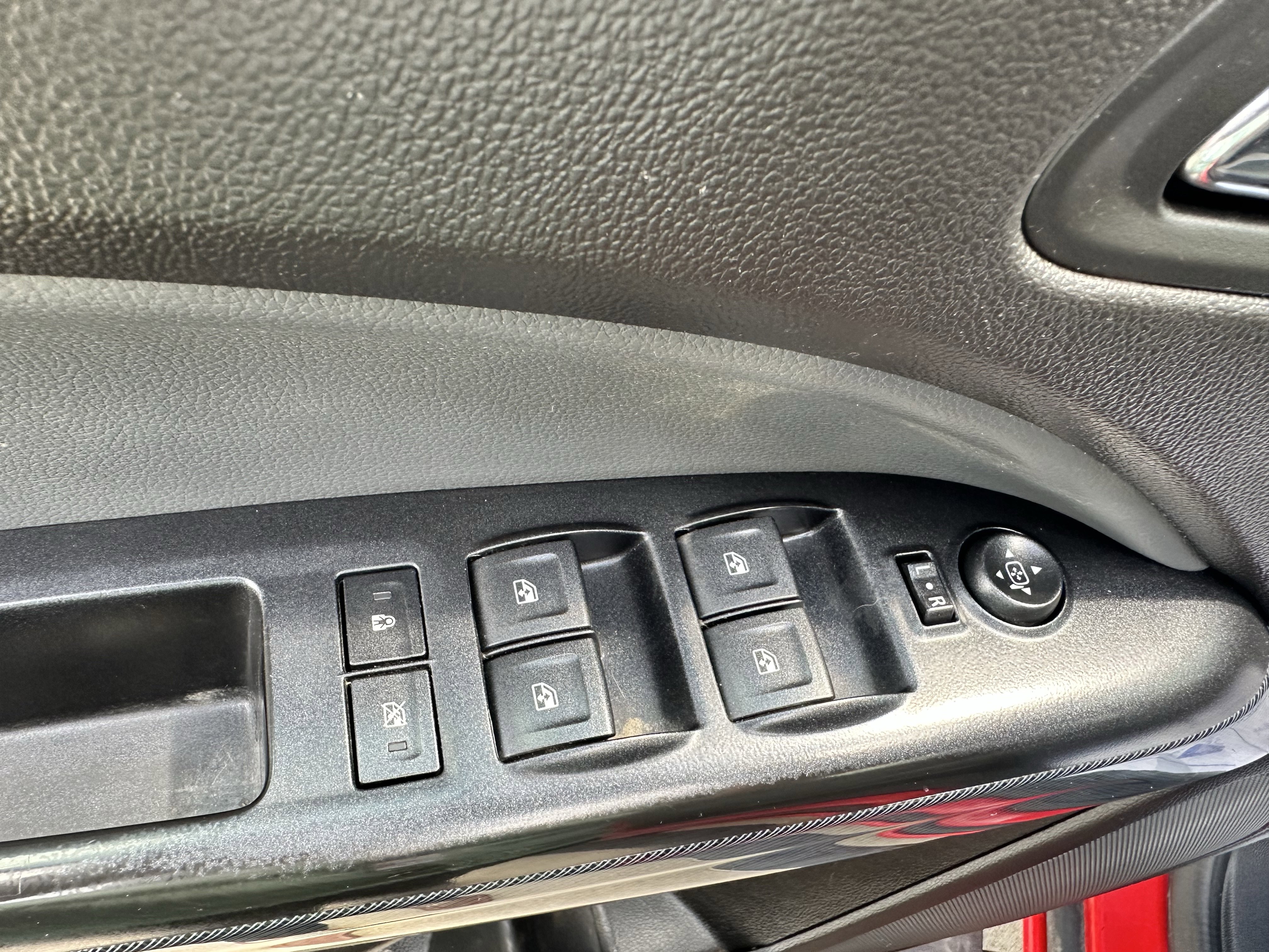 Used 2017 Chevrolet Colorado Z71 image 5