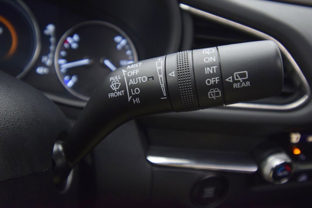 Used 2020 MAZDA CX-30 AWD w/ Premium Package image 40