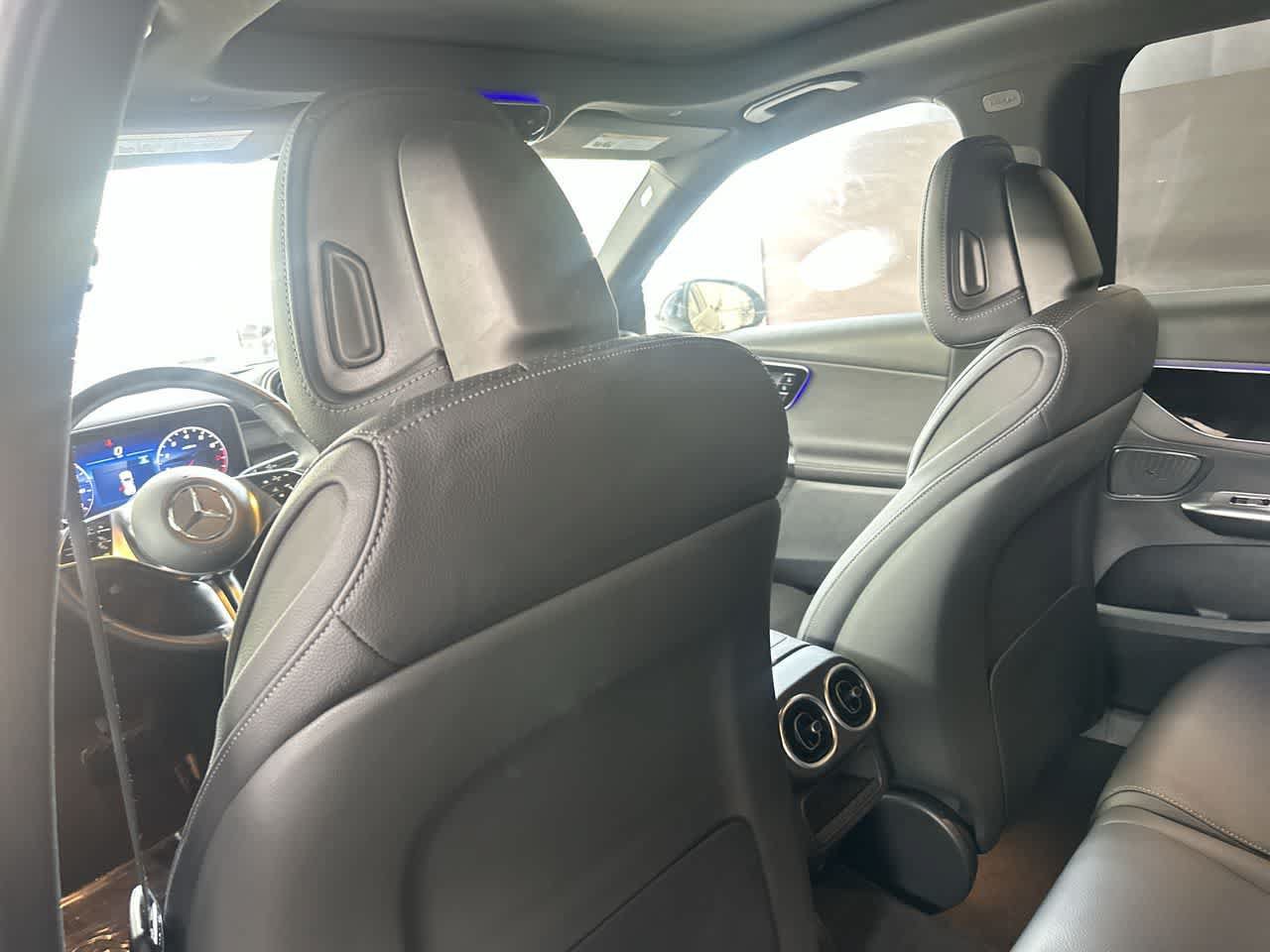 Used 2026 Mercedes-Benz GLC 300 image 23