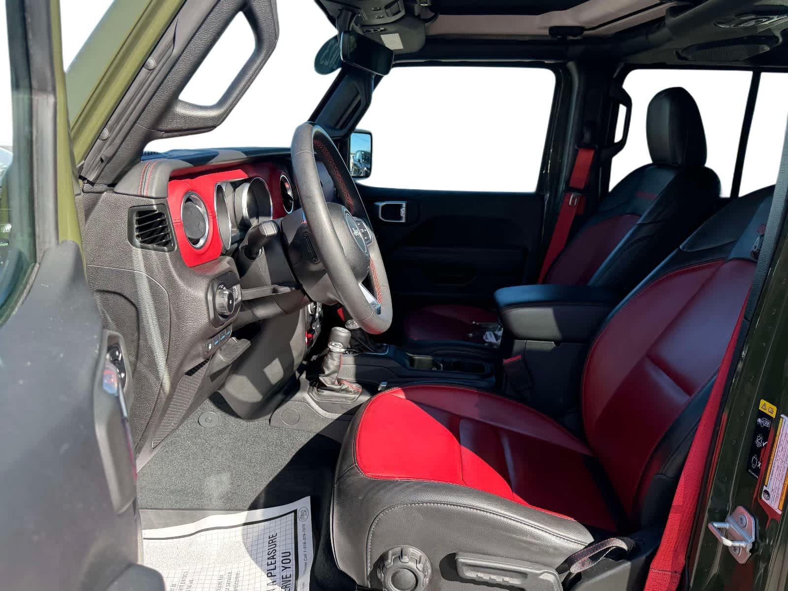 Used 2023 Jeep Wrangler Unlimited Rubicon 4xe AWD/4WD image 12