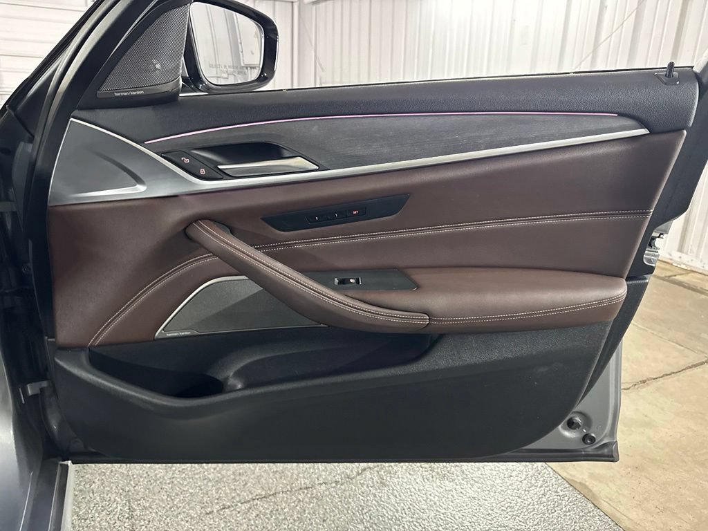 Used 2023 BMW 540i xDrive w/ M Sport Package AWD/4WD image 53