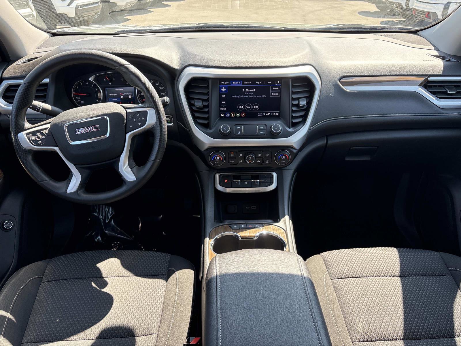 Certified 2023 GMC Acadia SLE w/ Driver Convenience Package image 27