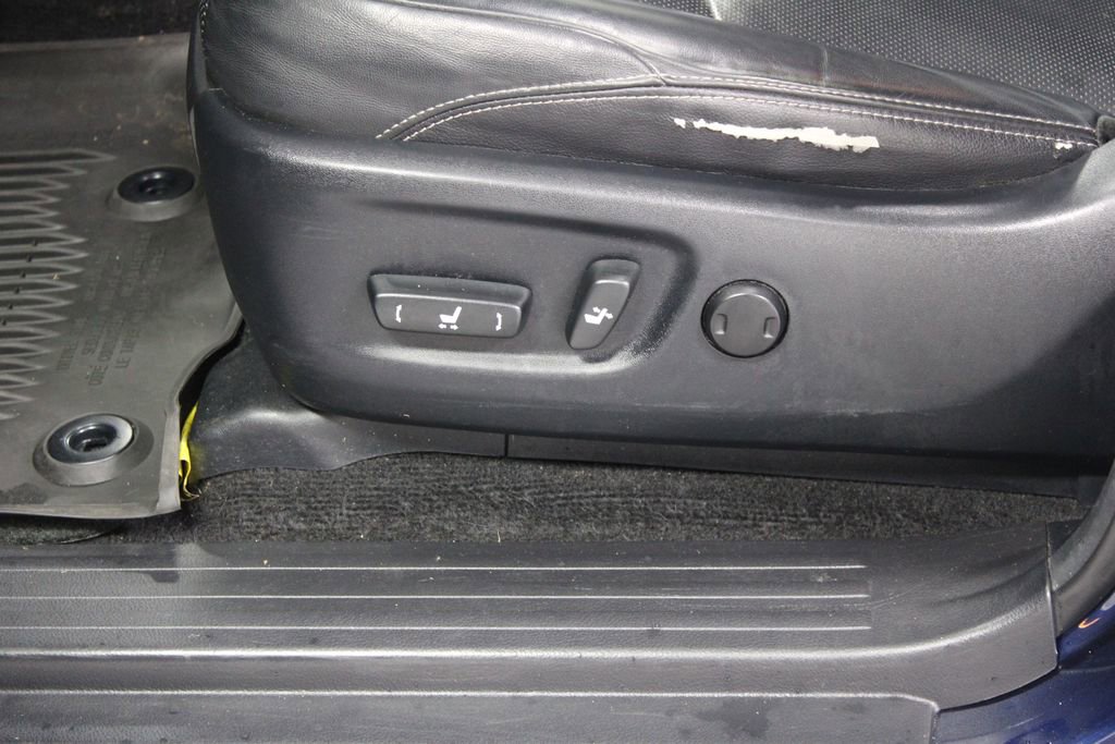 Used 2016 Toyota 4Runner Limited image 22