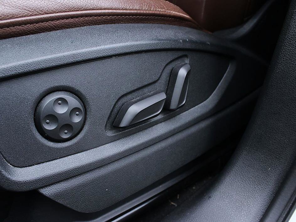 Used 2019 Audi Q5 2.0T Premium w/ Convenience Package image 10