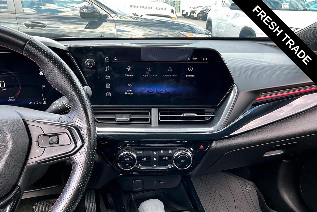 Used 2024 Chevrolet Trax RS w/ Sunroof Package FWD image 13