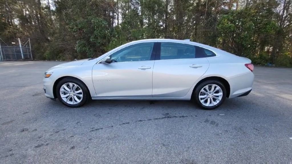 Certified 2021 Chevrolet Malibu LT image 10
