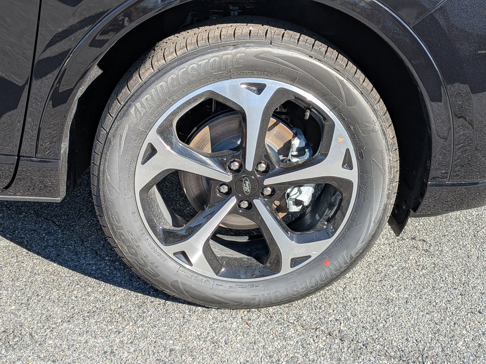 New 2026 Ford Escape ST-Line Elite image 12