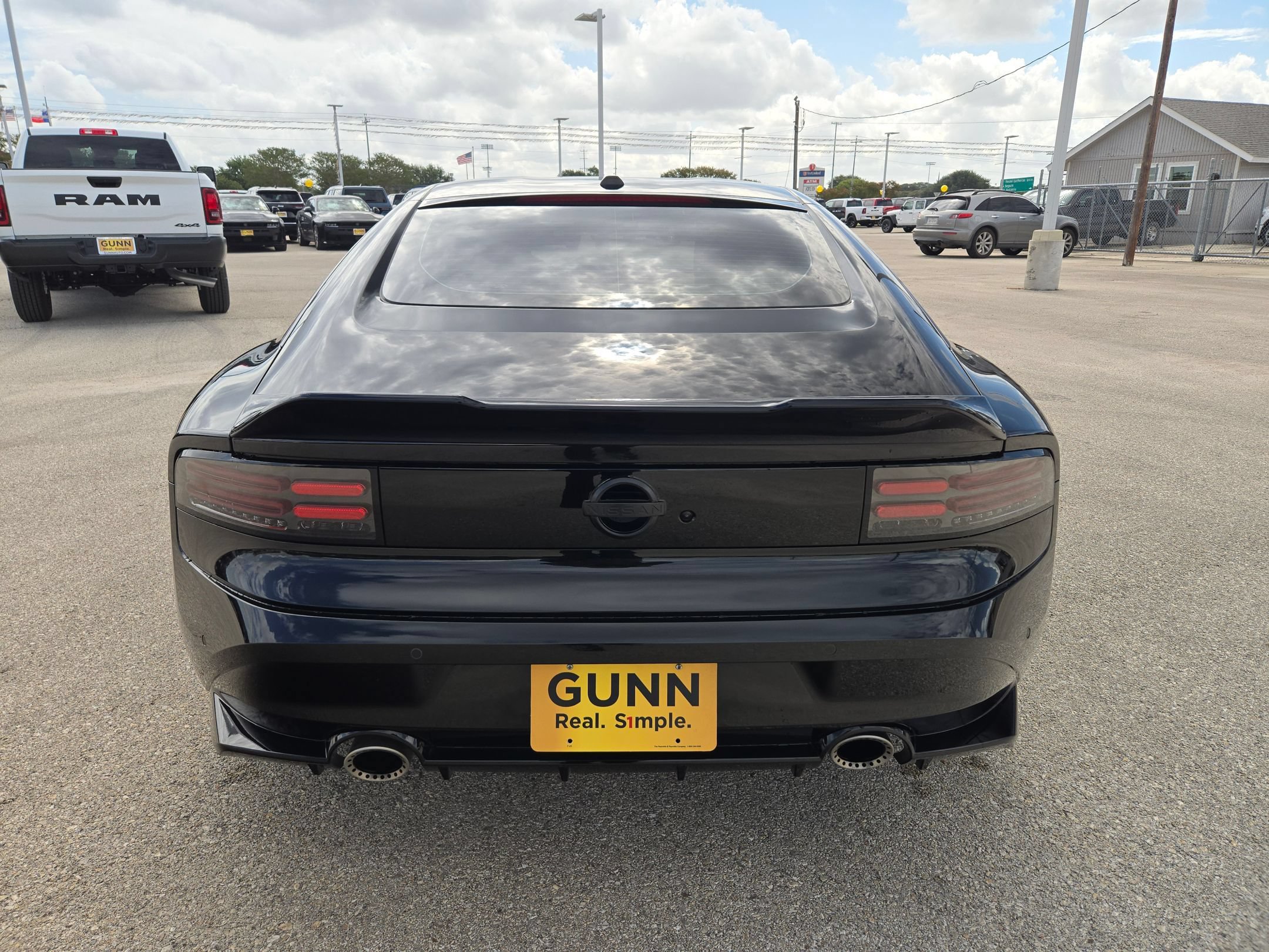 Used 2025 Nissan Z Sport w/ Floor Mat Package RWD image 4