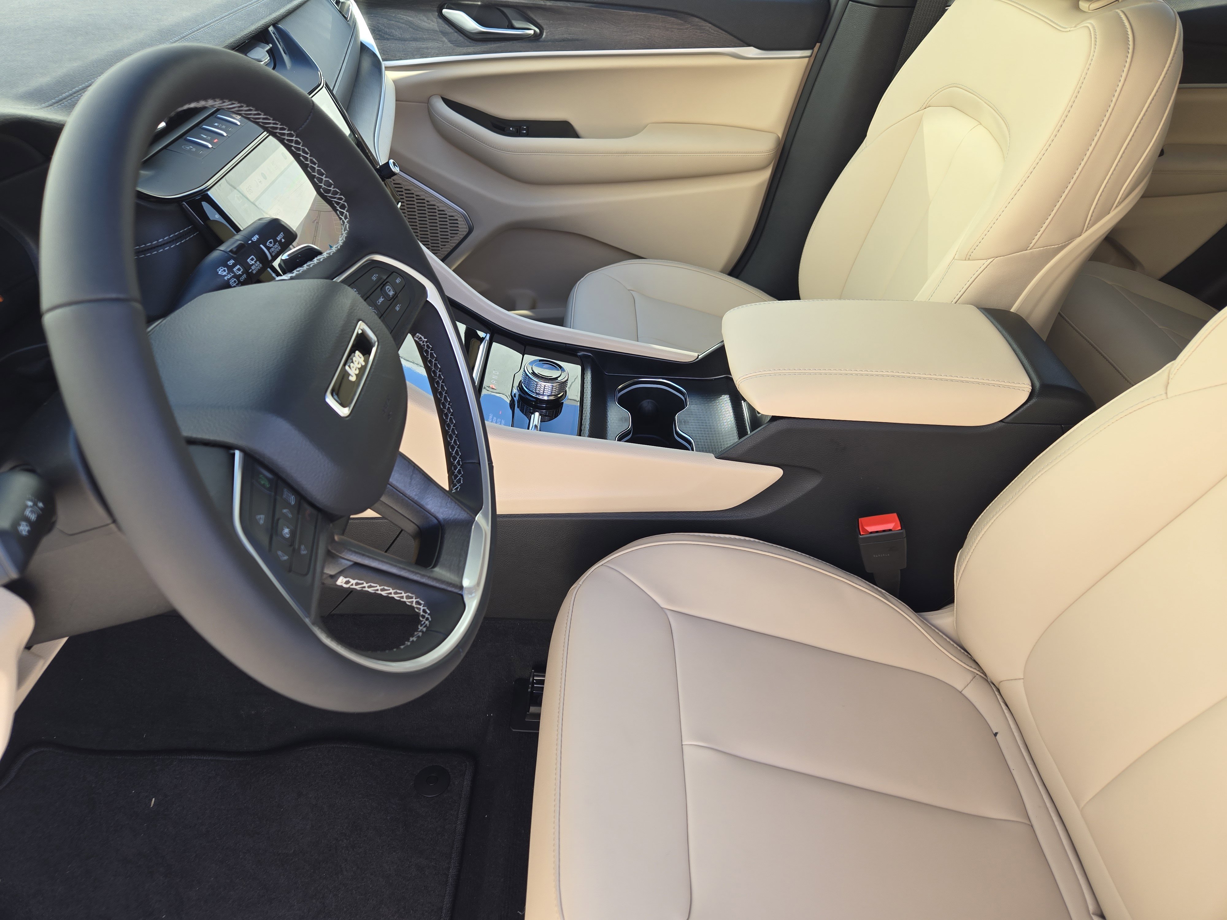 New 2026 Jeep Grand Cherokee Limited image 11