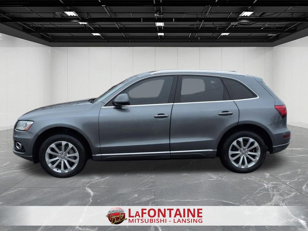 Used 2016 Audi Q5 2.0T Premium Plus w/ Technology Package AWD/4WD image 2