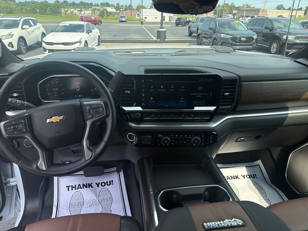 Used 2026 Chevrolet Silverado 2500 High Country w/ High Country Premium Package AWD/4WD image 15