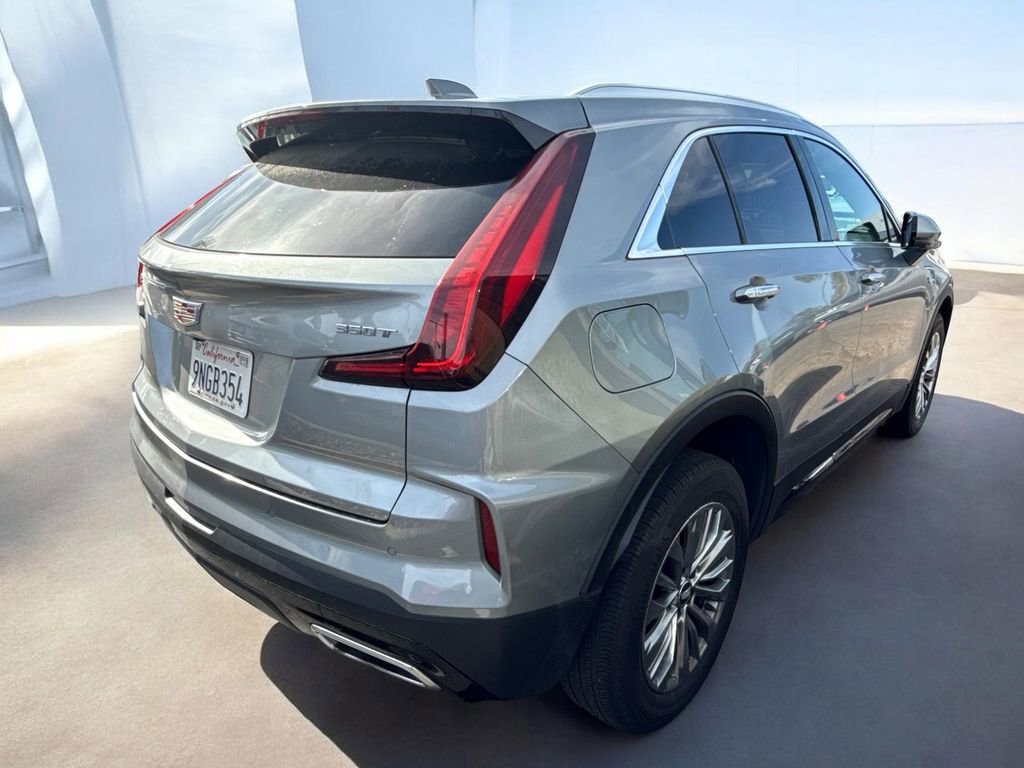Used 2025 Cadillac XT4 Premium Luxury FWD image 24