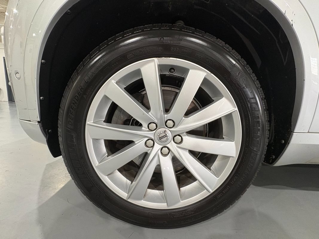 Used 2017 Volvo XC90 T6 Momentum w/ Vision Package AWD/4WD image 61