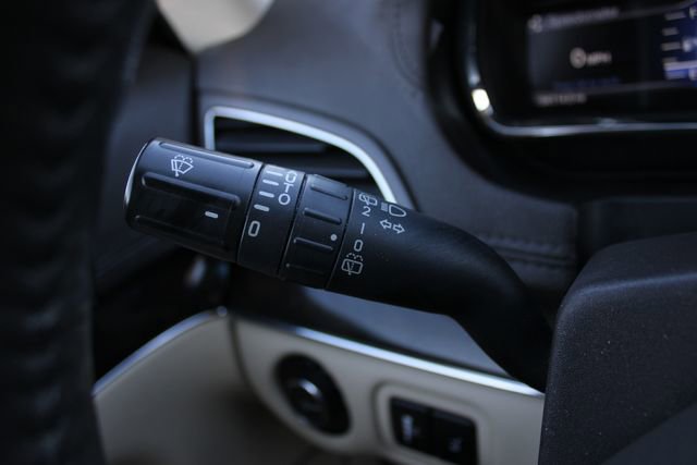 Used 2018 Lincoln MKT AWD w/ Technology Package image 9