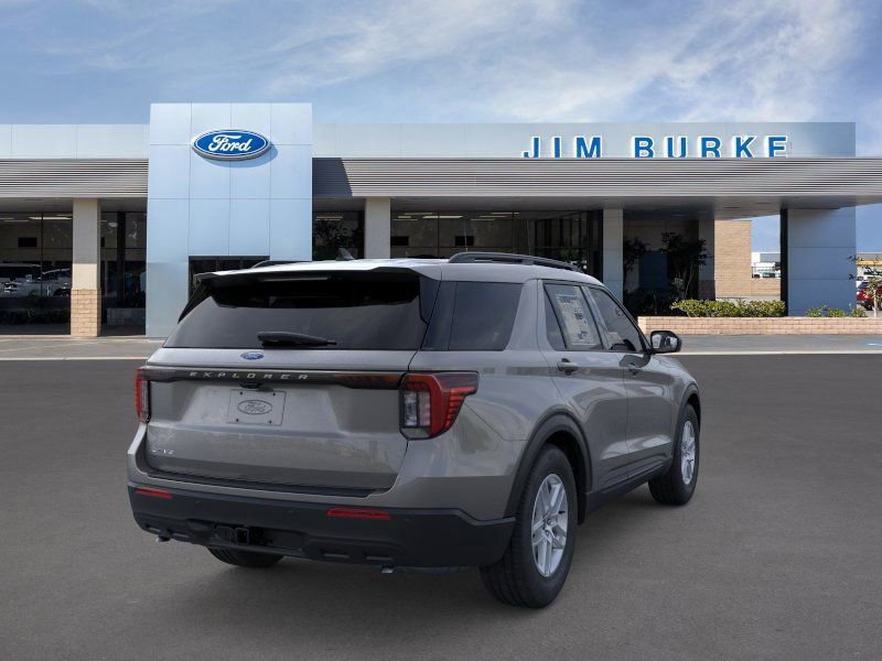 New 2026 Ford Explorer Active image 8
