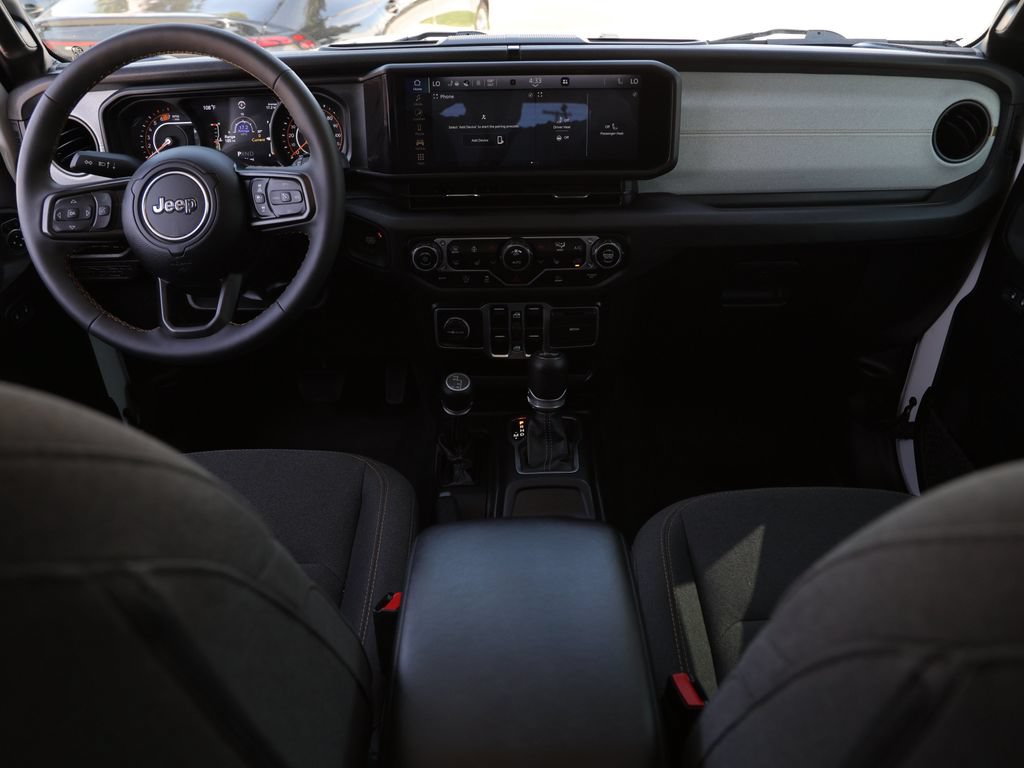 Used 2024 Jeep Wrangler Unlimited Sport AWD/4WD image 10