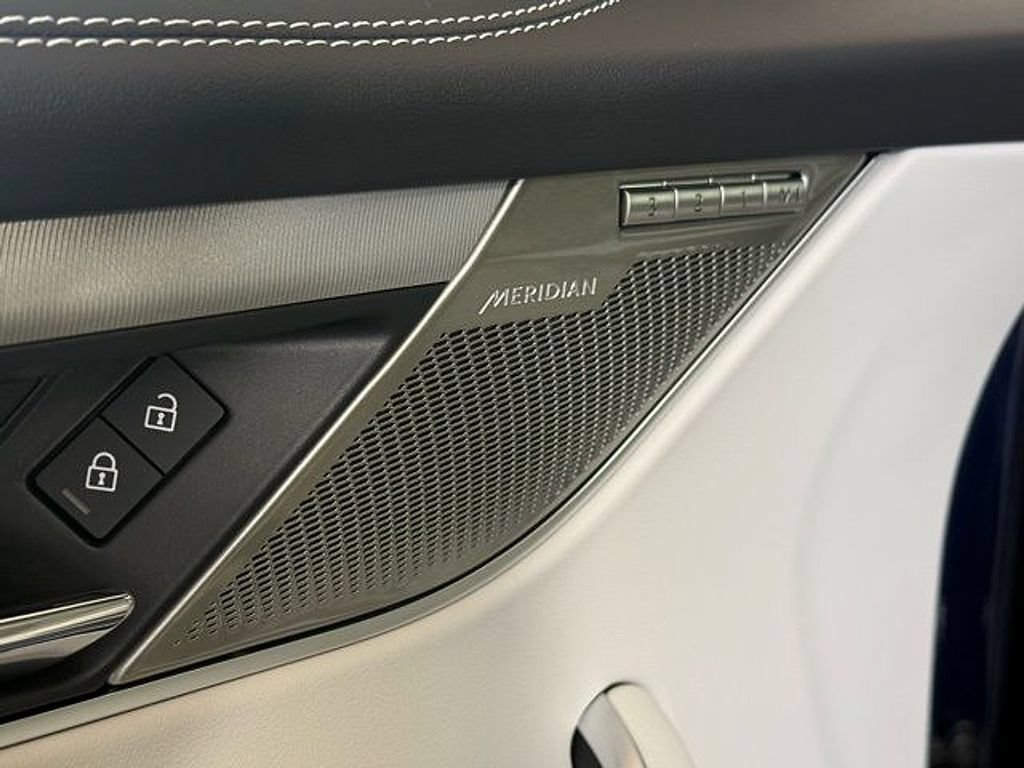 New 2026 Jaguar F-PACE R-Dynamic S AWD/4WD image 28