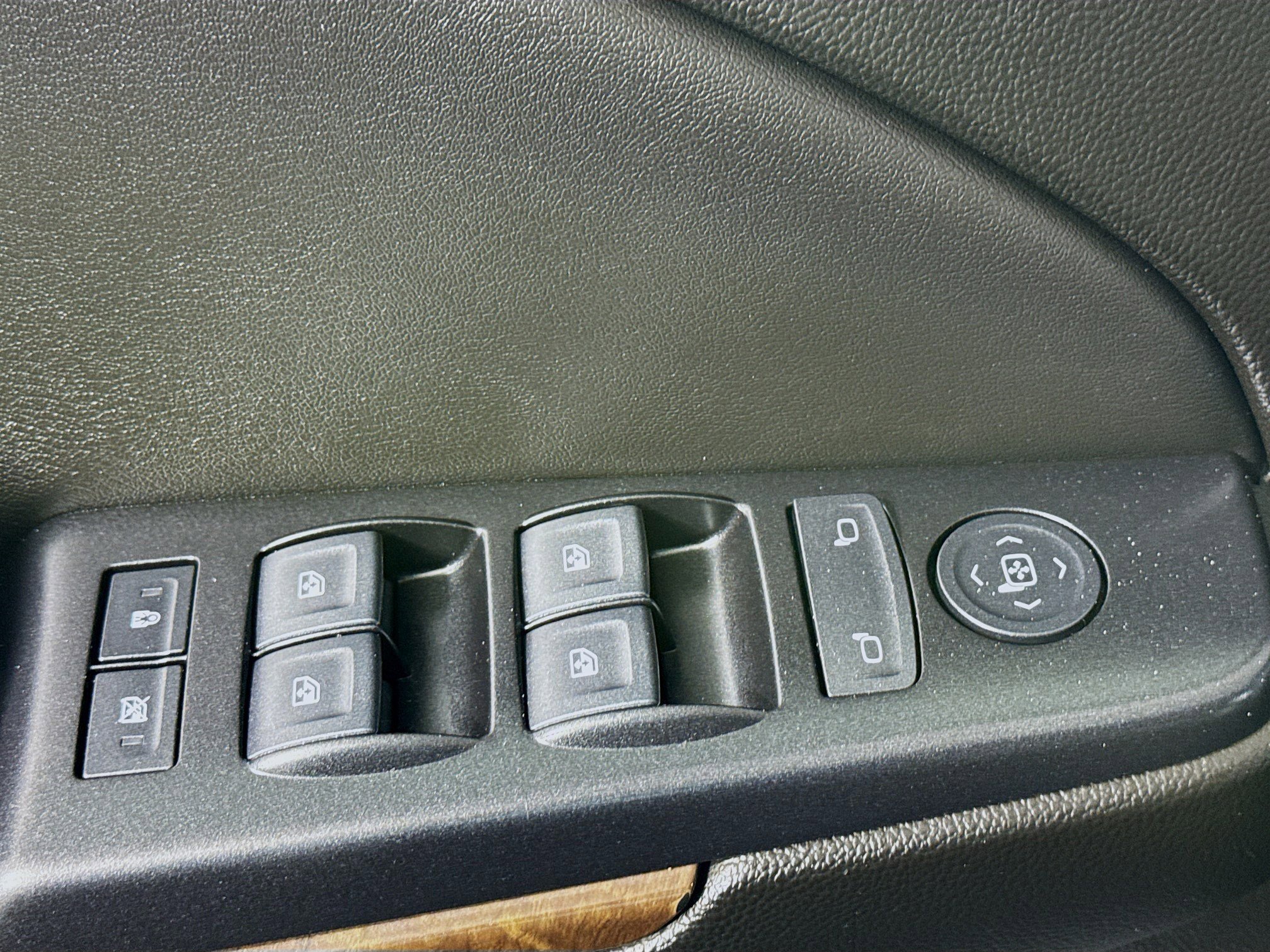 Used 2019 Chevrolet Tahoe LS image 22