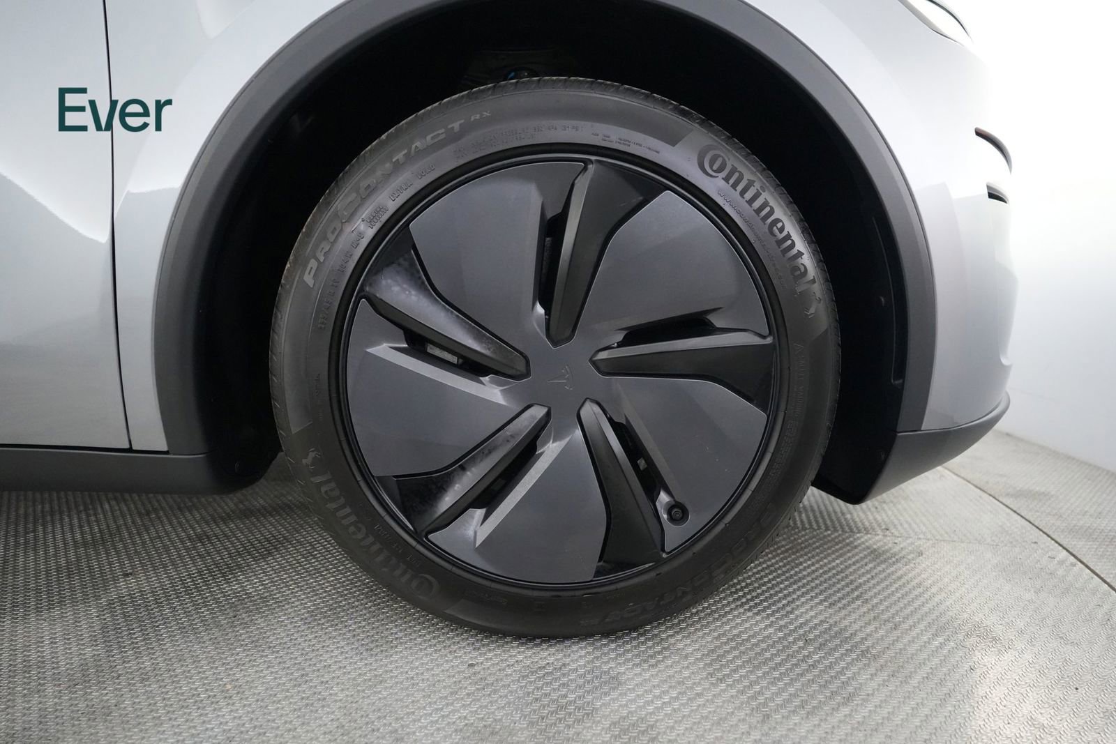 Used 2026 Tesla Model Y 2WD image 20
