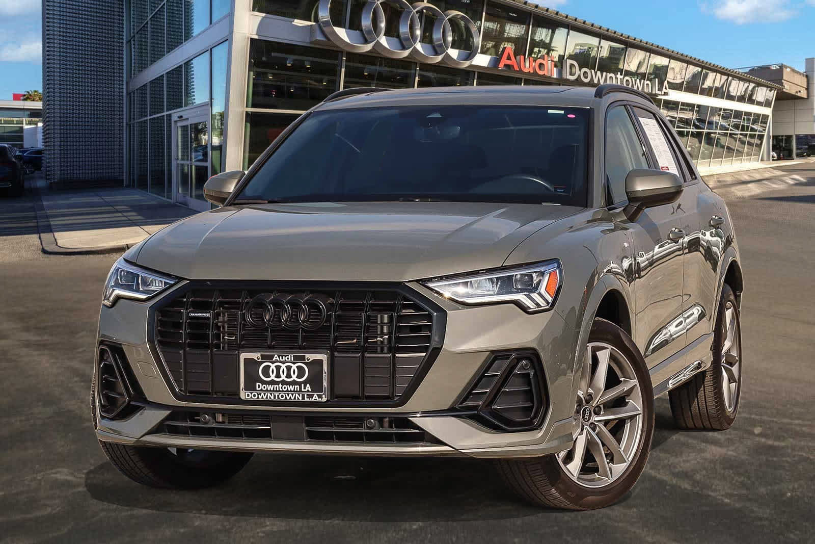 Used 2023 Audi Q3 2.0T Premium w/ Black Optic Sport Package