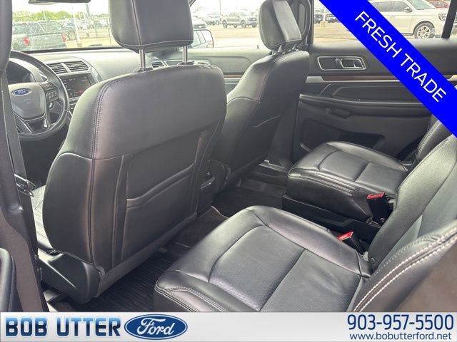 Used 2018 Ford Explorer Limited w/ Equipment Group 301A image 7