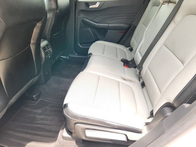 Used 2023 Ford Escape Platinum w/ Class II Trailer Tow Package AWD/4WD image 30