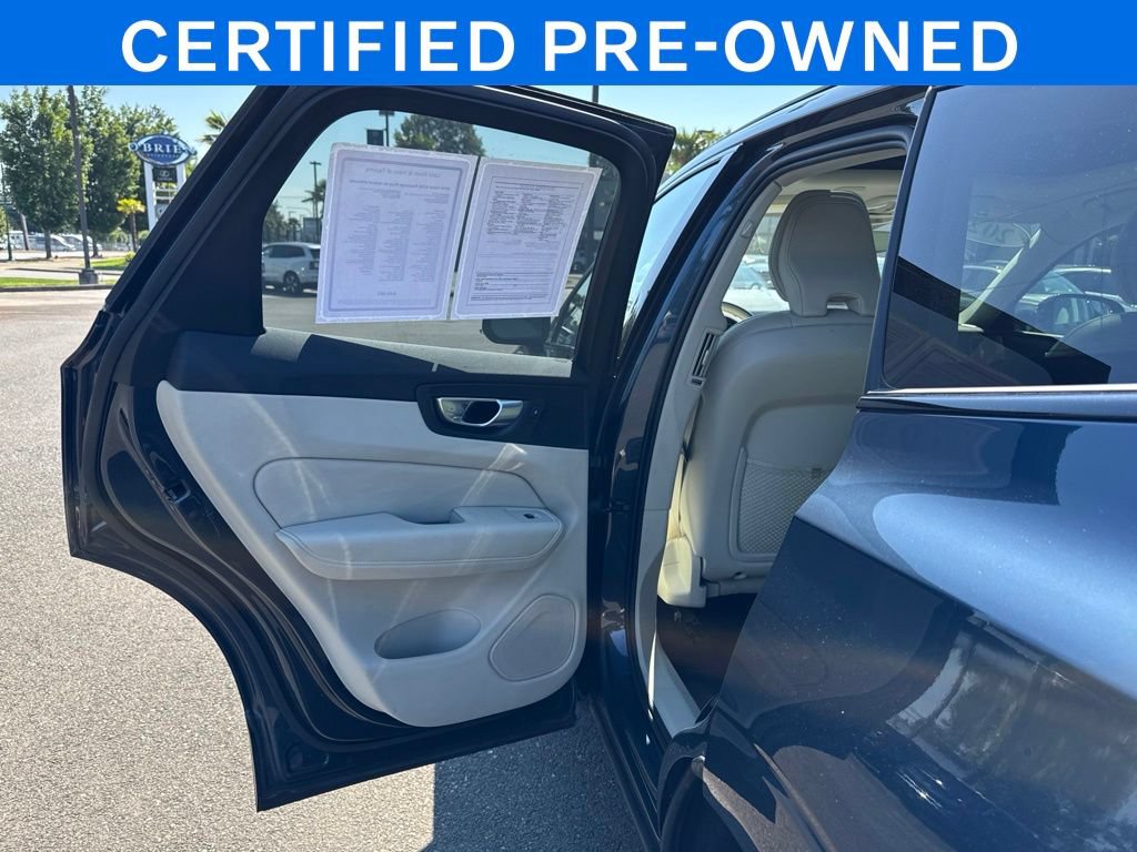 Certified 2024 Volvo XC60 T8 Ultimate w/ Protection Package Premier AWD/4WD image 15