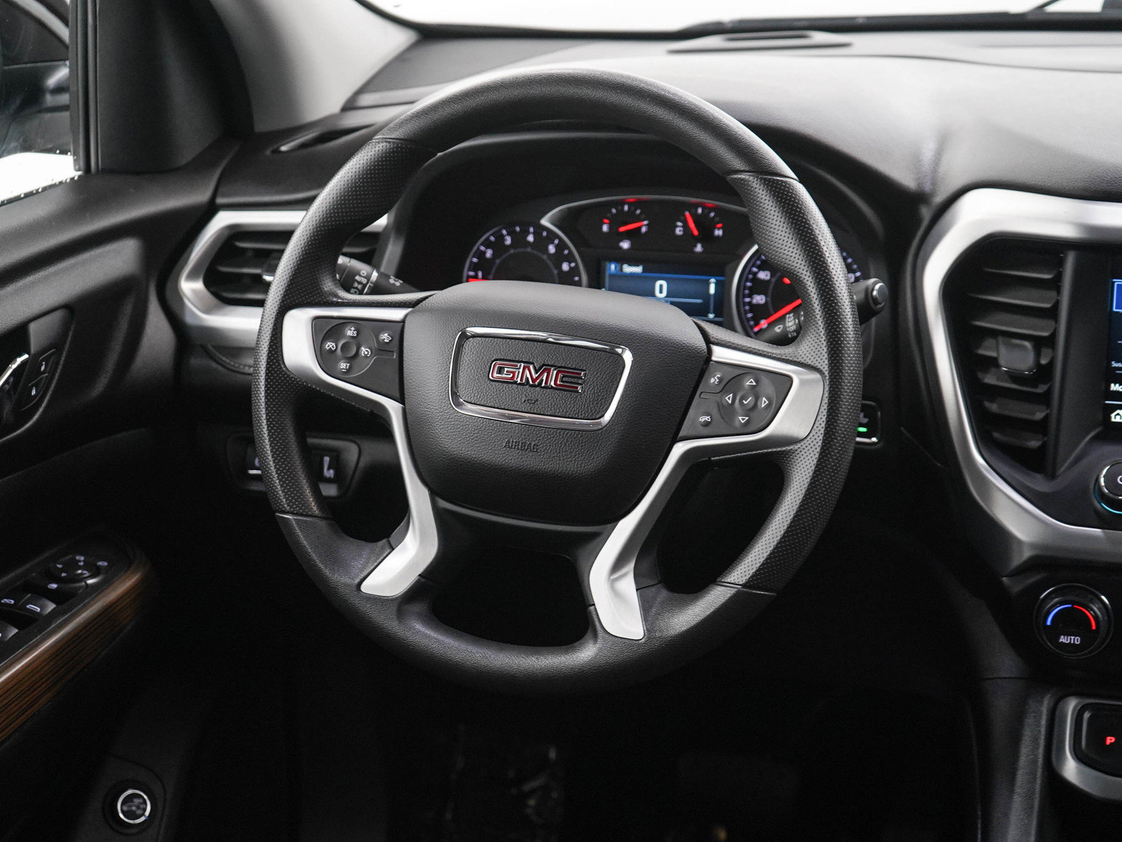 Used 2021 GMC Acadia SLE w/ Driver Convenience Package AWD/4WD image 15