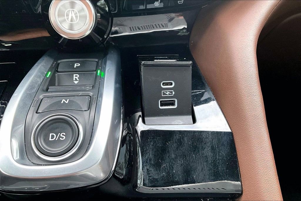 Used 2024 Acura MDX FWD w/ Technology Package image 32