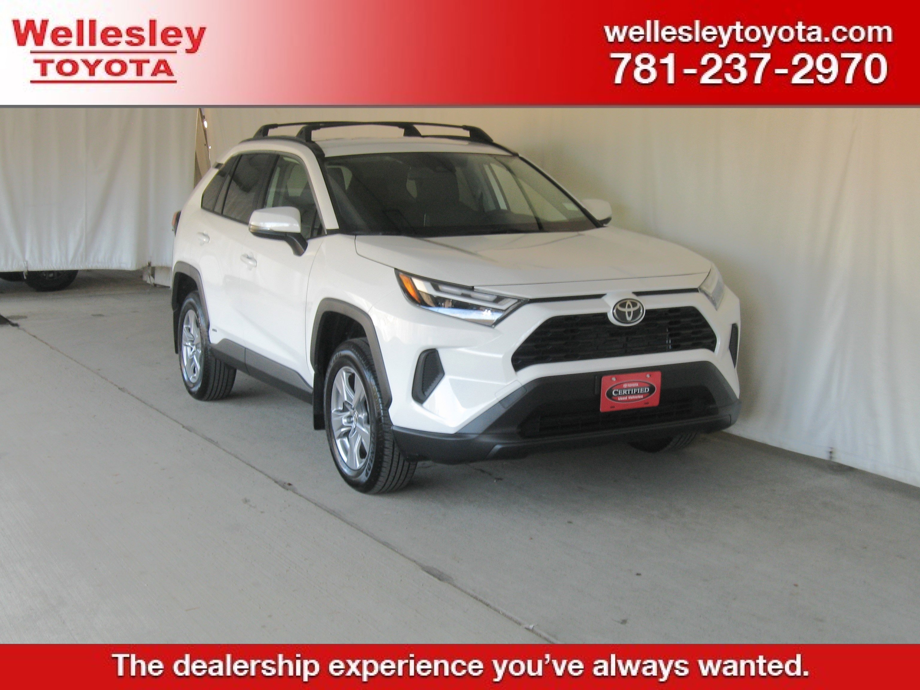 Certified 2025 Toyota RAV4 LE image 1