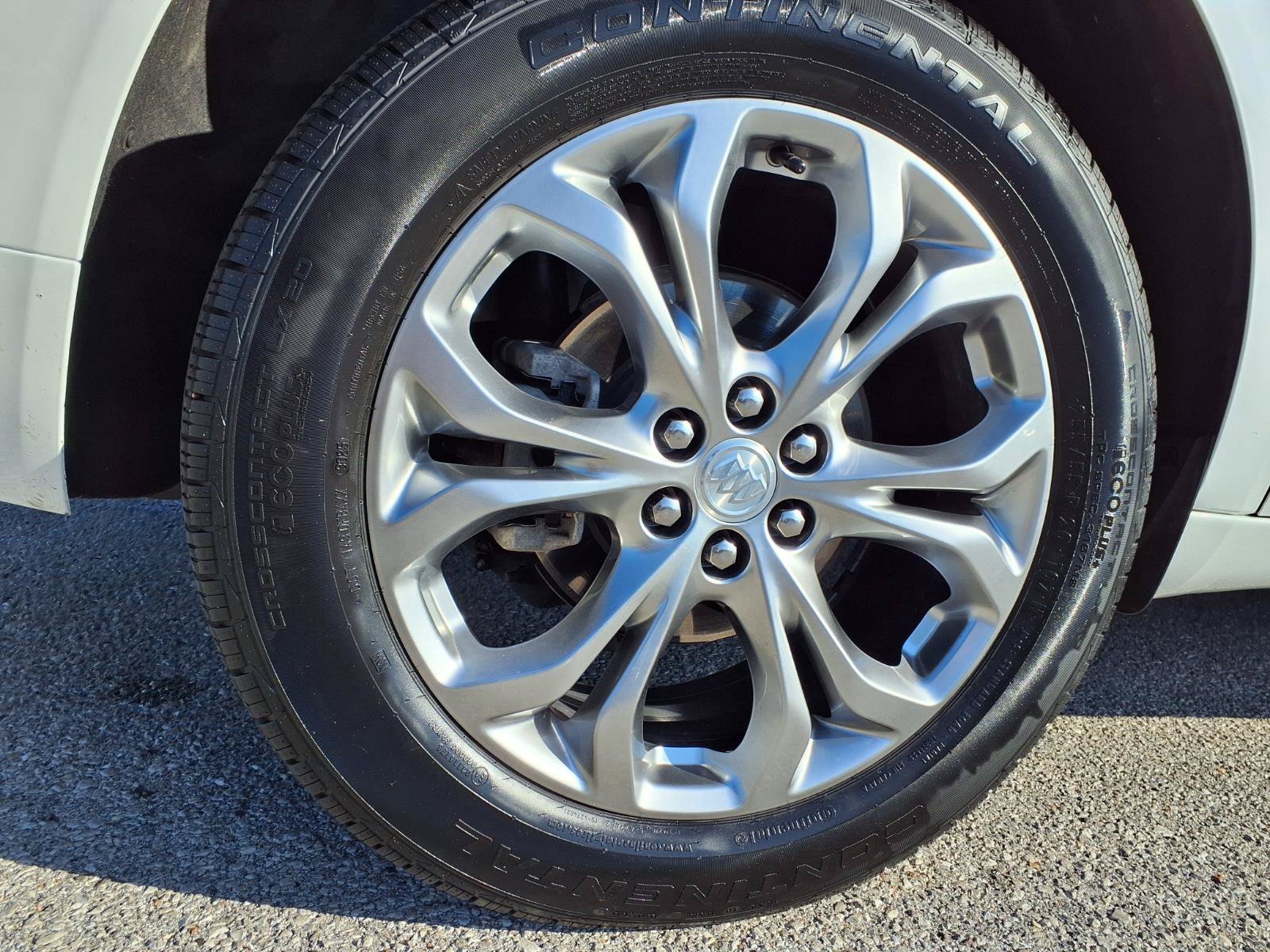 Used 2020 Buick Enclave Avenir w/ Avenir Technology Package AWD/4WD image 39