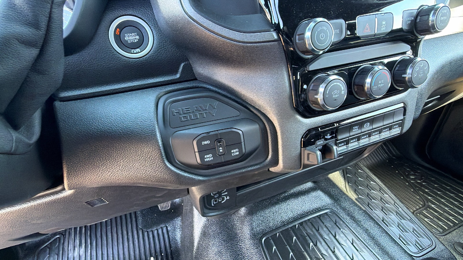 New 2026 RAM 5500 Tradesman w/ Chrome Appearance Group AWD/4WD image 28