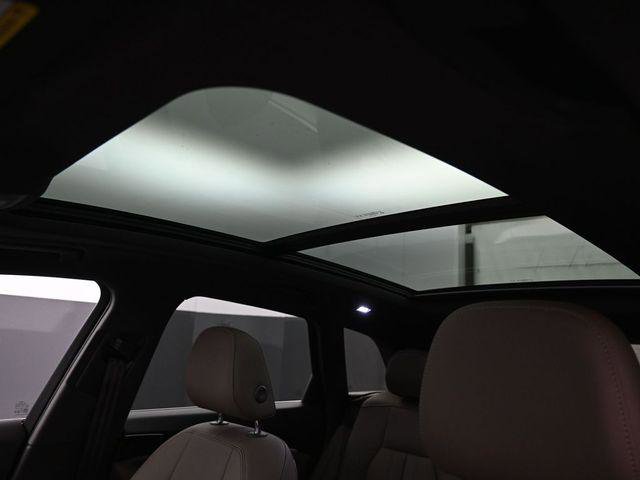 Certified 2025 Audi Q5 Premium w/ Convenience Package image 27